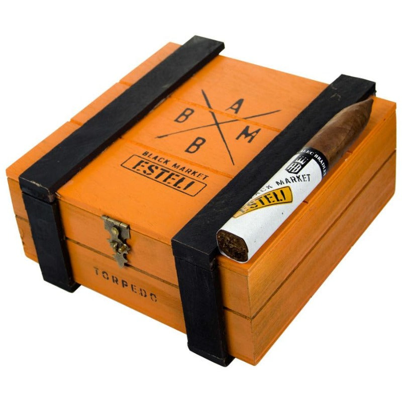 Alec Bradley Black Market Esteli